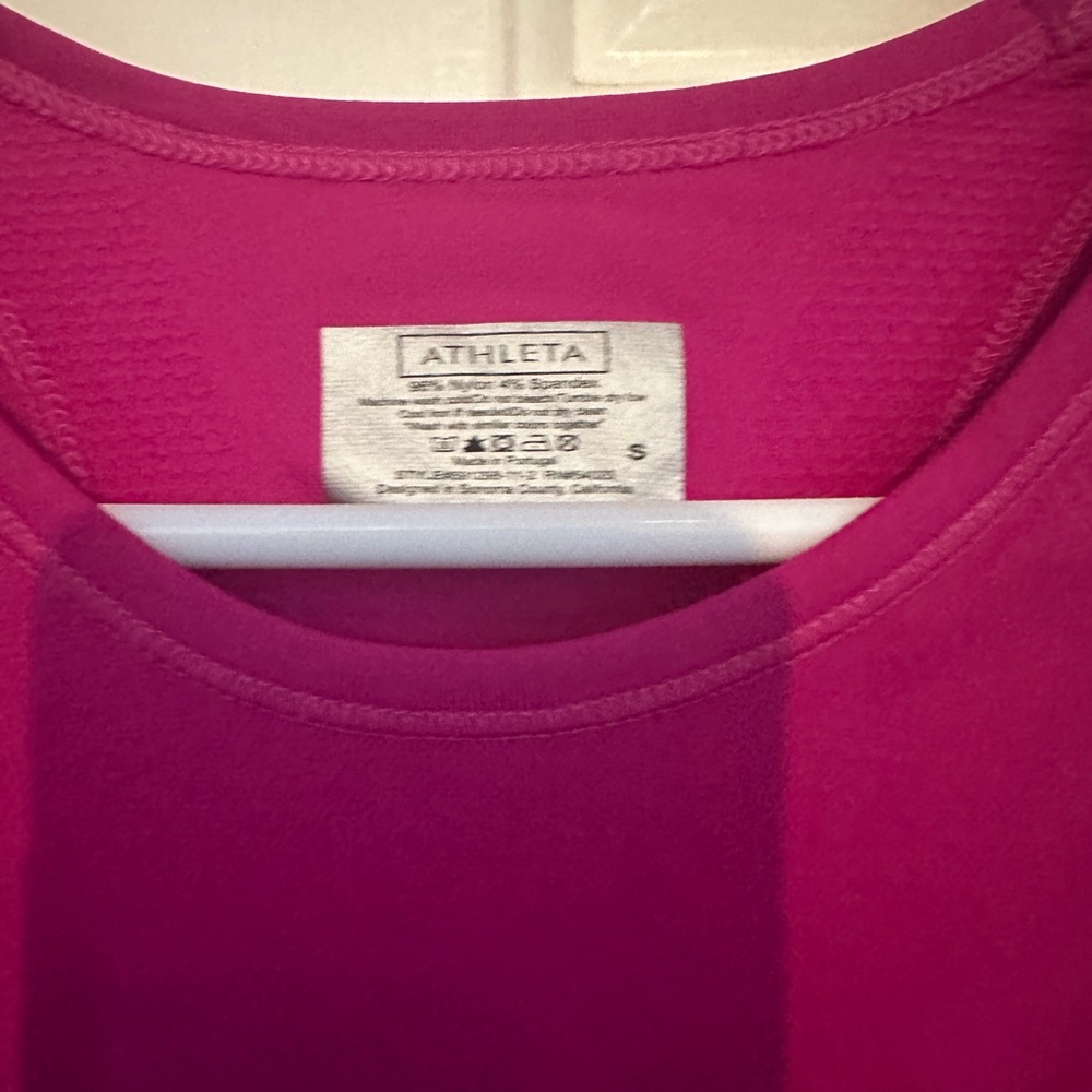 ATHLETA RACERBACK TANK WITH RUCHED SIDES size small - Picture 4 of 6